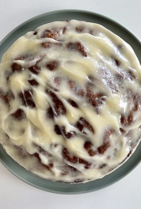 Apple Fritter Cake With Cream Cheese Glaze