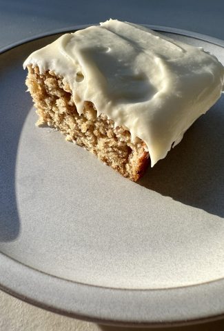 Banana Cake With Cream Cheese Frosting