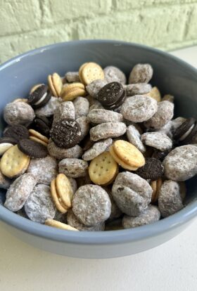 ritz bits and oreo puppy chow