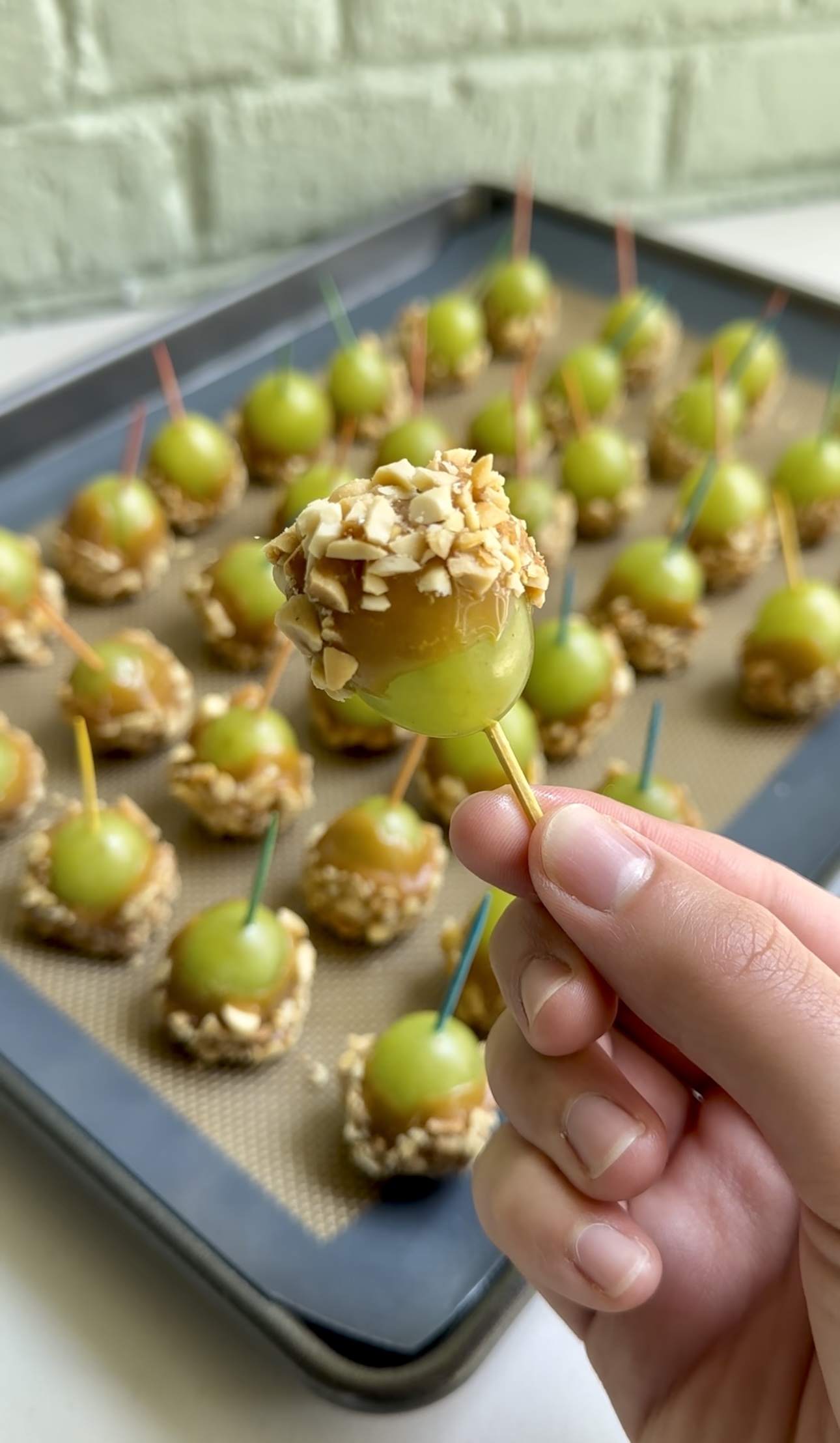 Caramel Apple Grapes - Dang That's Sweet