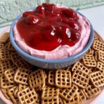 strawberry pretzel salad dip