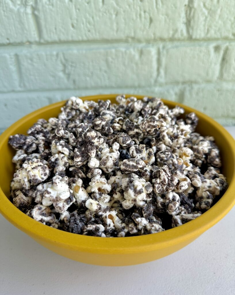 cookies and cream popcorn