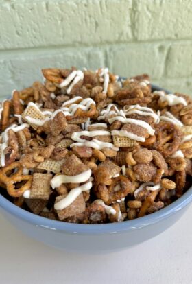 pumpkin spice snack mix