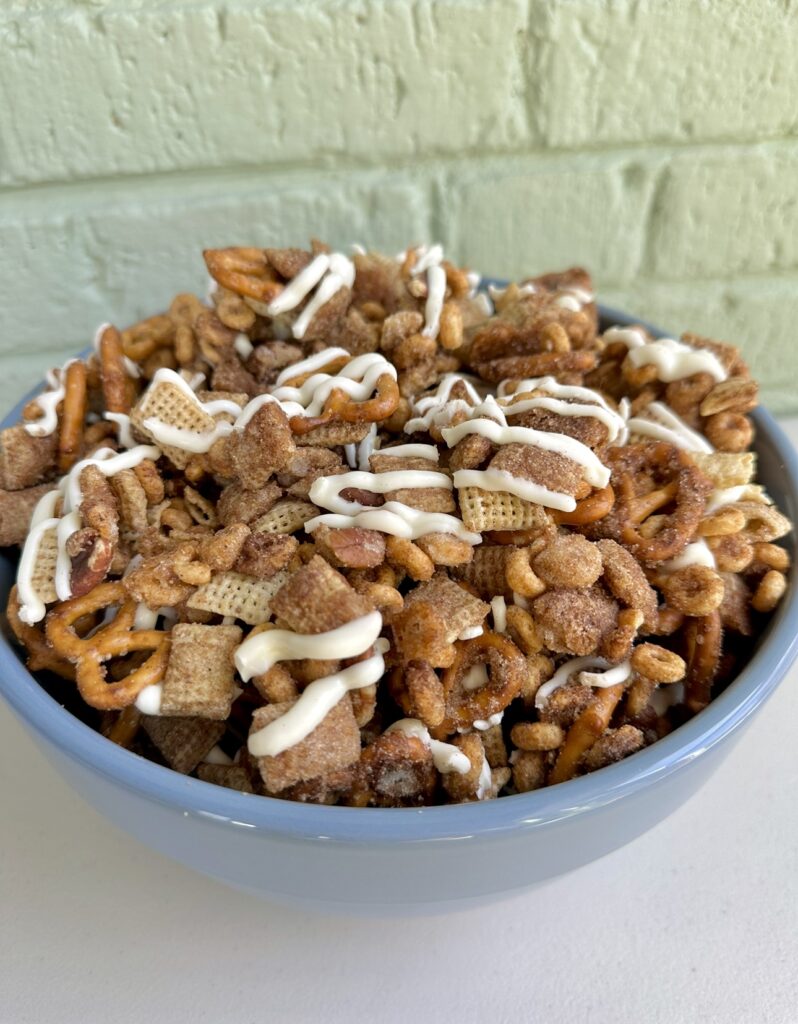 pumpkin spice snack mix