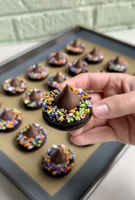 oreo witch hat cookies