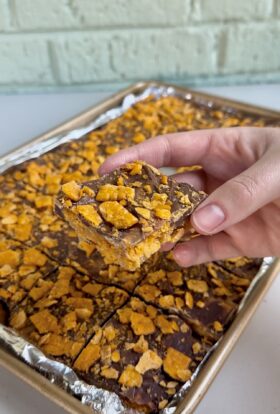 cheez-it peanut butter toffee squares