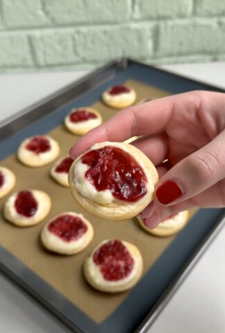 crescent roll cookies