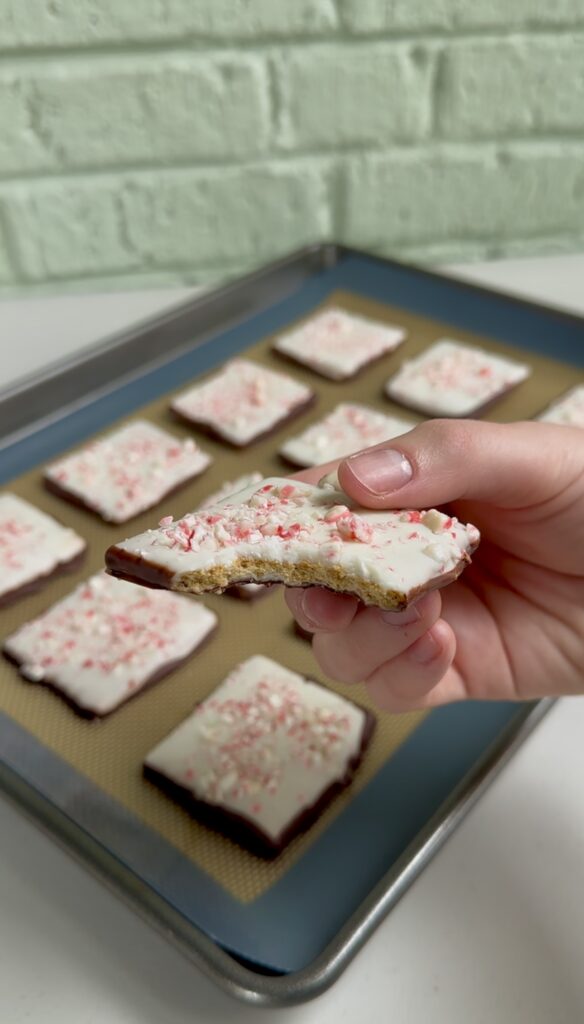 peppermint bark graham crackers