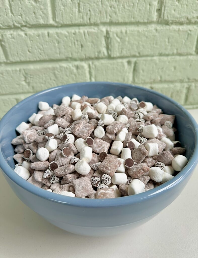 hot chocolate puppy chow