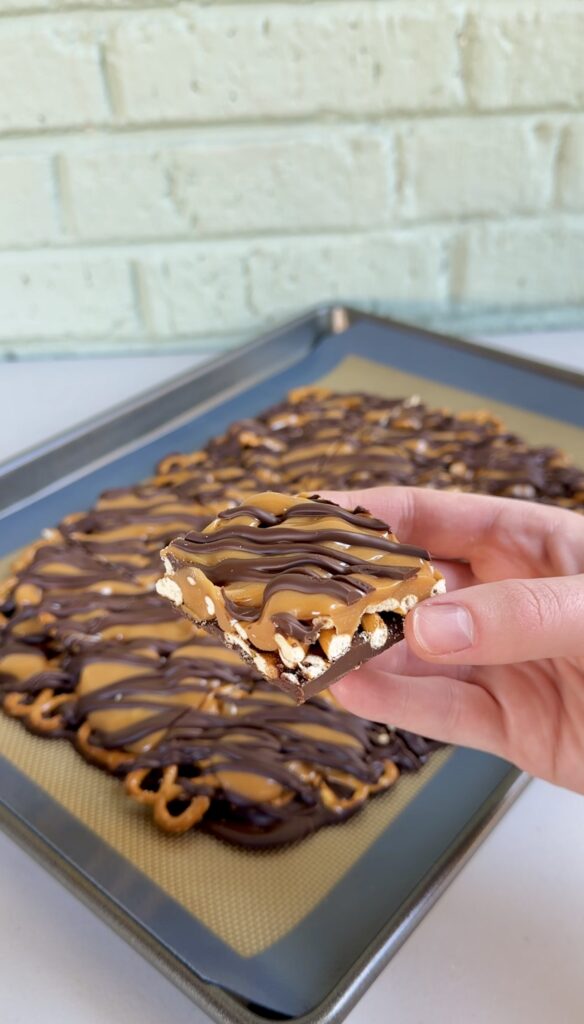 salted caramel pretzel bark