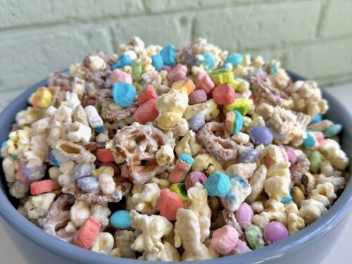 Lucky Charms Snack Mix - Dang That's Sweet
