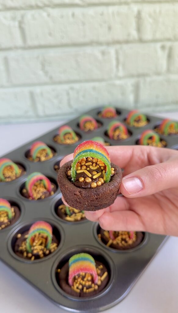 Pot of Gold Cookie Cups