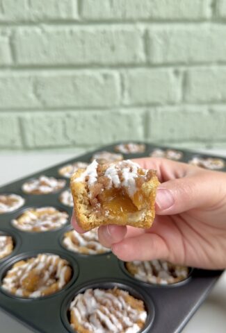 peach cobbler cookie cups