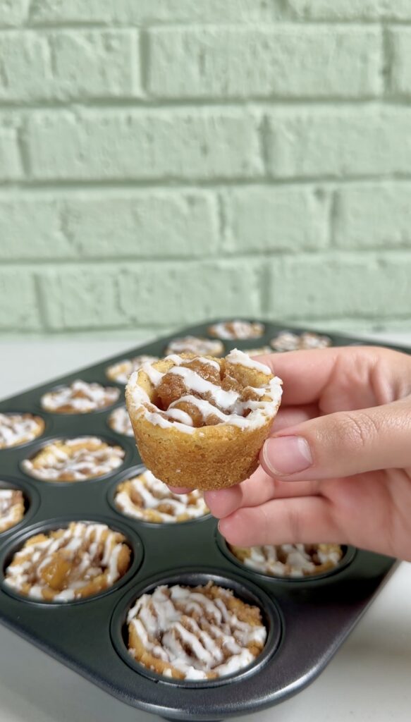 peach cobbler cookie cups