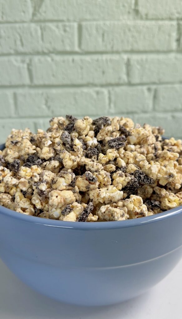 oreo peanut butter popcorn