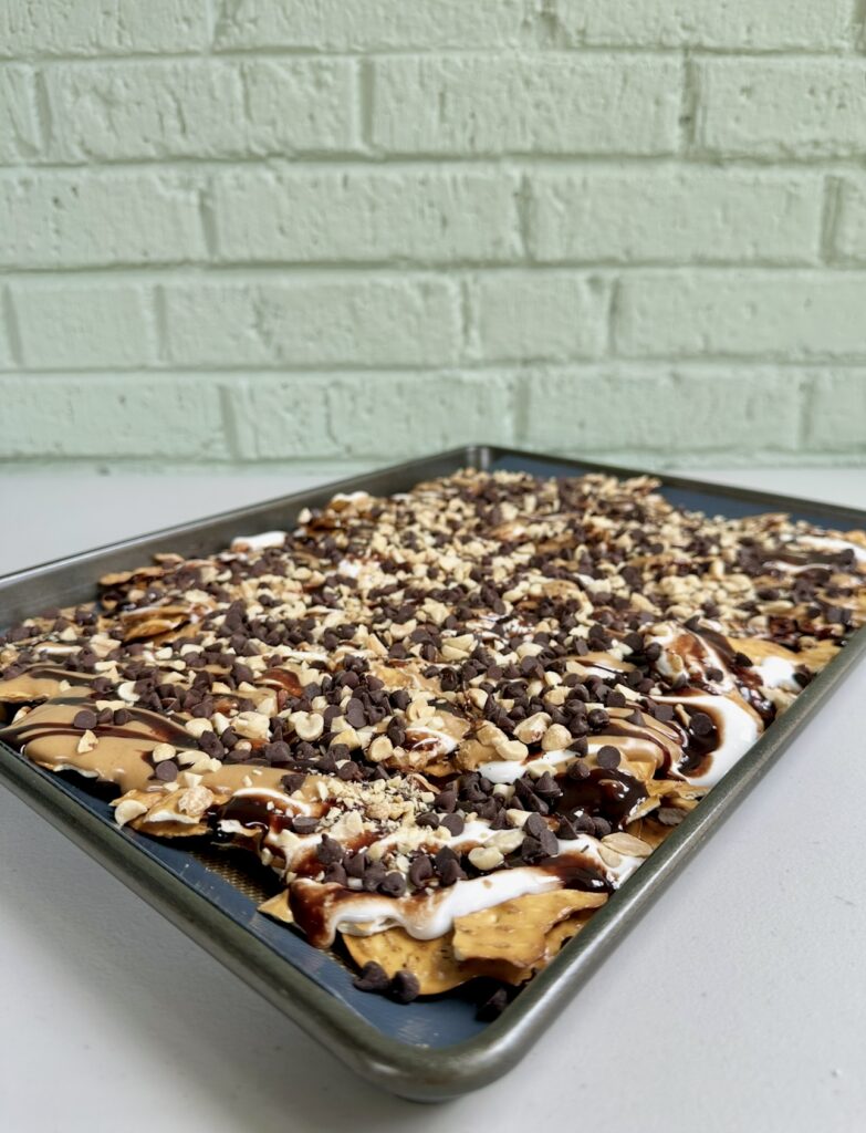 peanut butter pretzel nachos