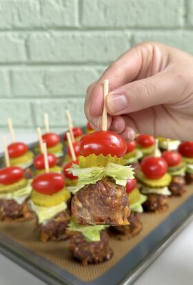 cheeseburger meatballs
