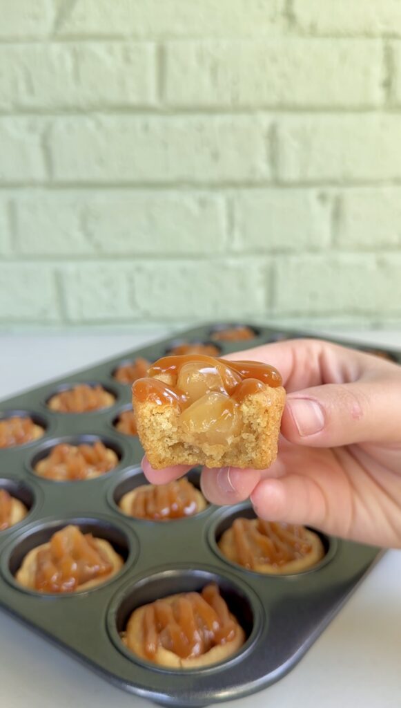 caramel apple cookie cups