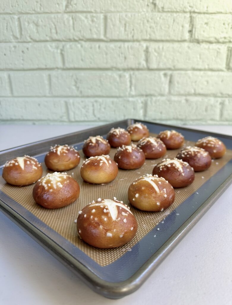 rhodes pretzel rolls