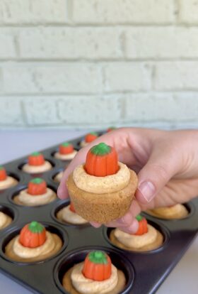 pumpkin cheesecake cookie cups