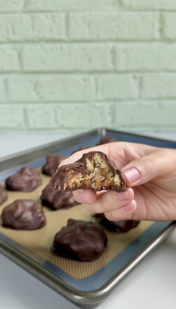 caramel pecan clusters
