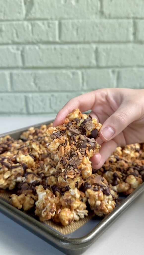 butterfinger popcorn