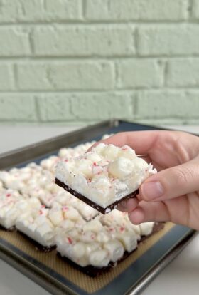 Marshmallow Peppermint Bark