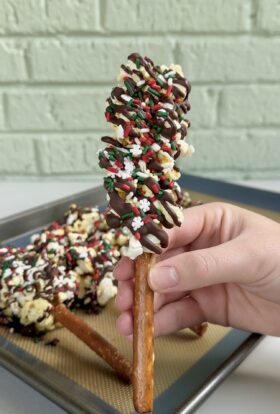 popcorn pretzel rods