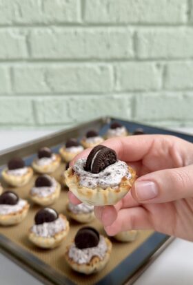 Oreo Cheesecake Bites