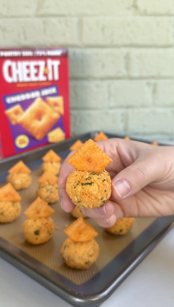 Cheez-It Taco Cheeseball Bites