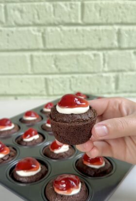 Cherry Cheesecake Brownie Bites
