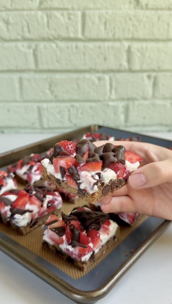 Chocolate Covered Strawberry Pizza